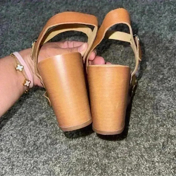 Lucky Brand Women's Tan Zashti Wedge Heel Sandal Sz 9M - Picture 5 of 7